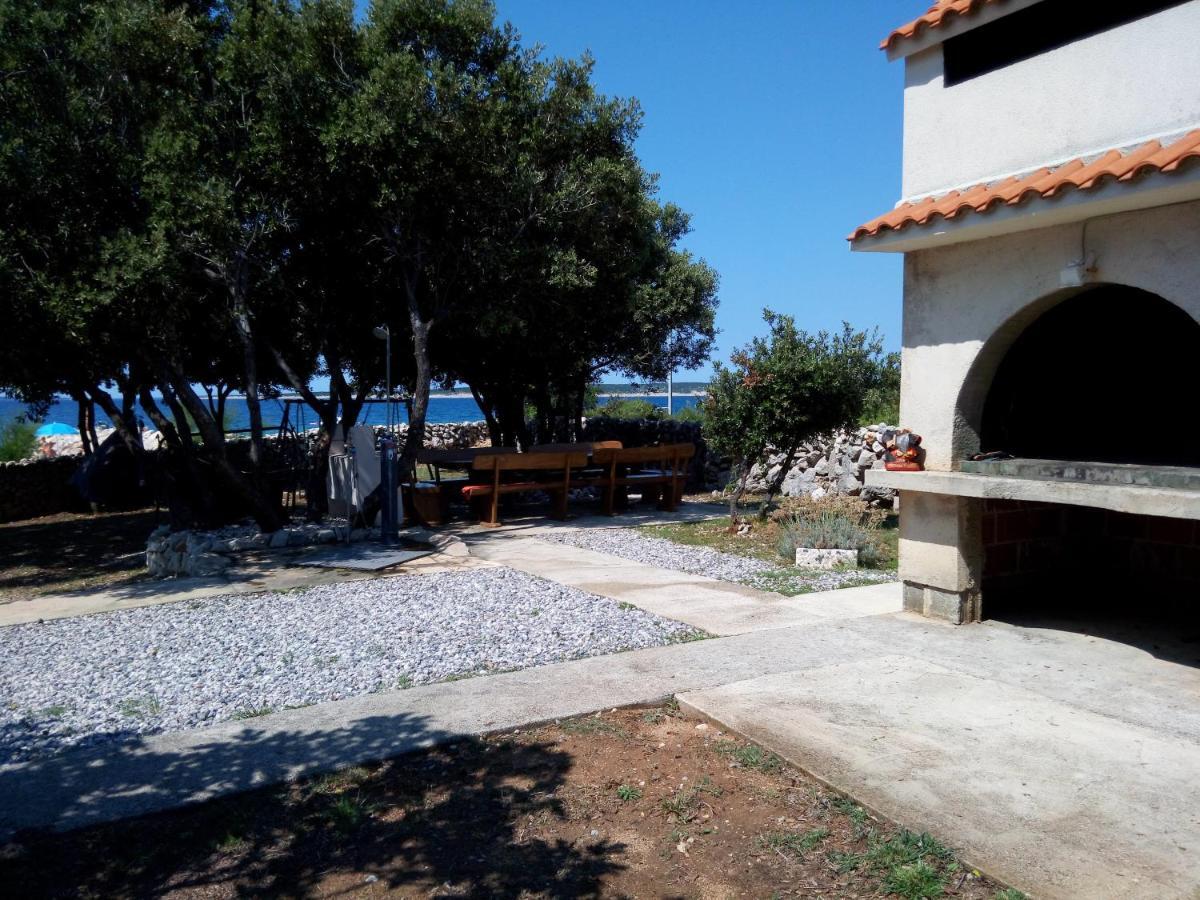Ferienwohnung Apartman Cemeljic Mandre Exterior foto